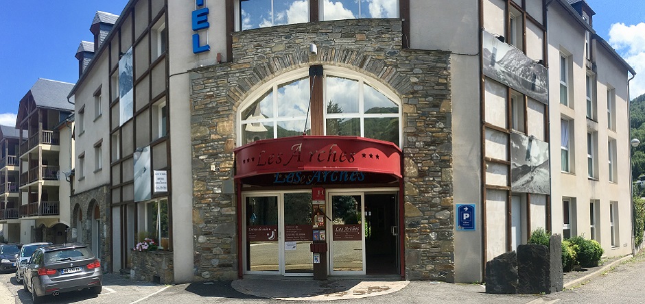 Hôtel les Arches *** - SAINT LARY